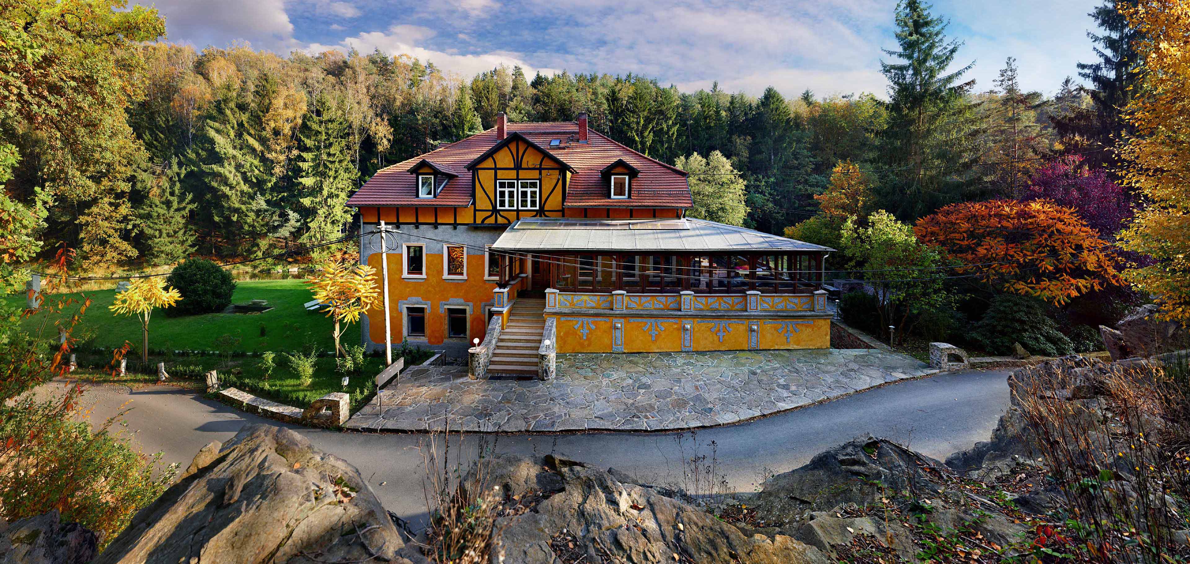 eingangvomfelsen